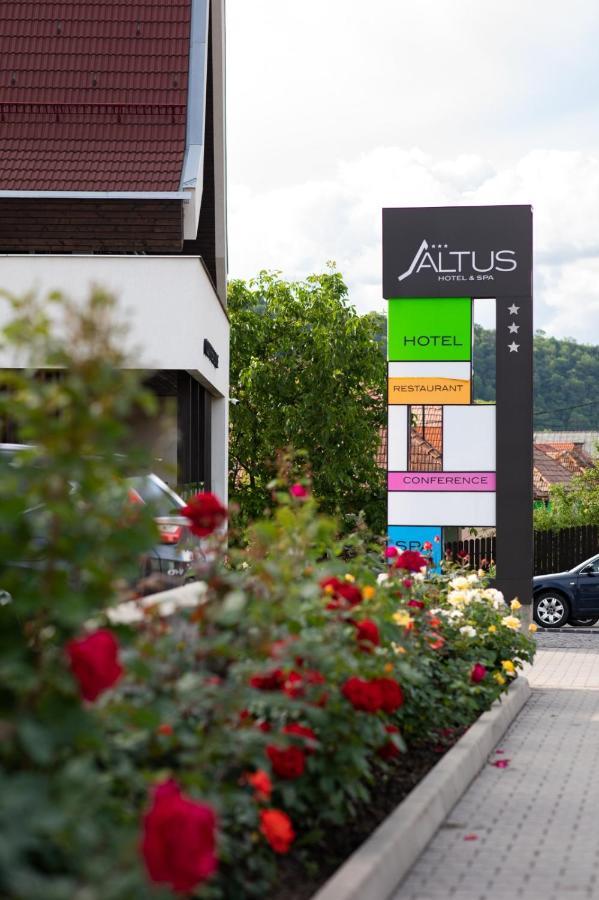 Altus Hotel & Spa Praid Esterno foto